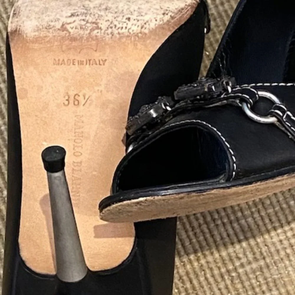 Manolo Blahnik Peep Toe Pumps - Picture 6 of 6